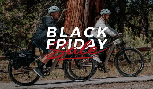 A couple went out riding Fiido Nomads electric bicycles