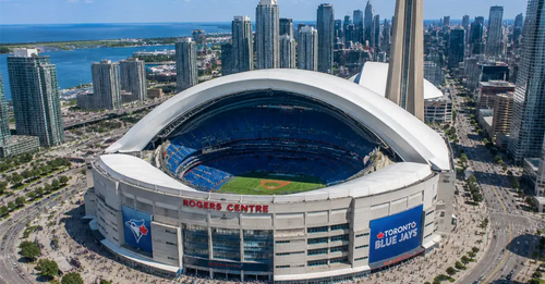 Toronto-stadium-audience_1