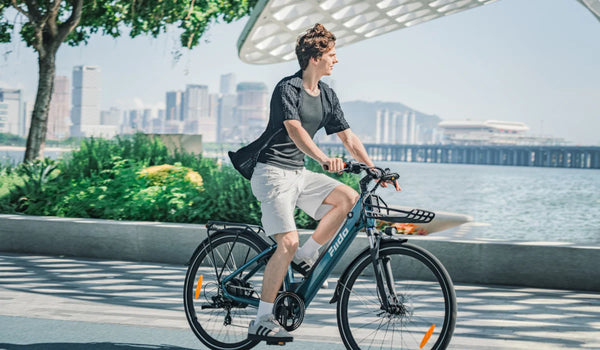 Man riding the Fiido C11 city ebike.