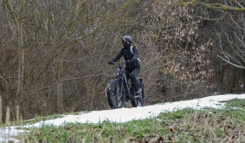 Winter Commuting with an E-Bike: Tips for Reliable Riding in Cold Weather